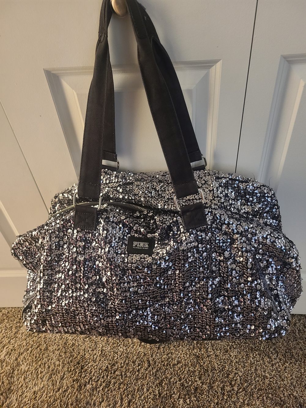 PINK Victoria's Secret Silver Sequin Weekender Bag with Black Straps - Offers - Picture 6 of 16